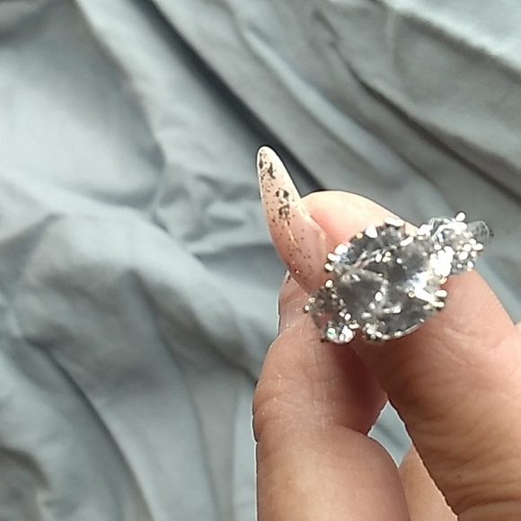 3 Stone Sapphire Sterling Silver Ring in Size 7 - Picture 4 of 5